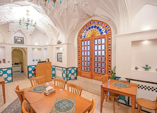 کافه عمارت